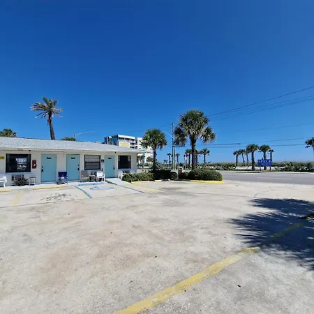 Coral Motel - Across From Public Beach Access-2
